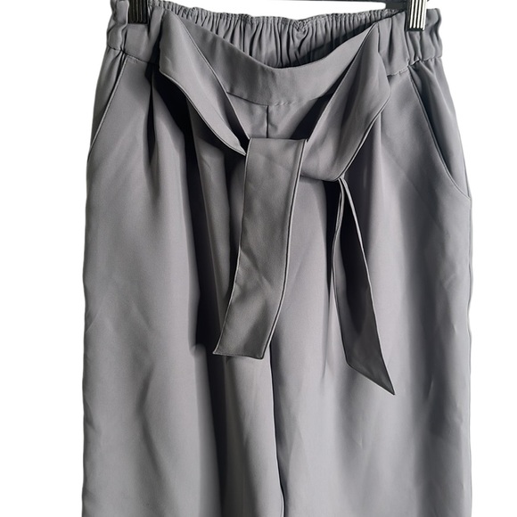 Lululemon gray crop wide leg pants size 4 - Picture 3 of 14